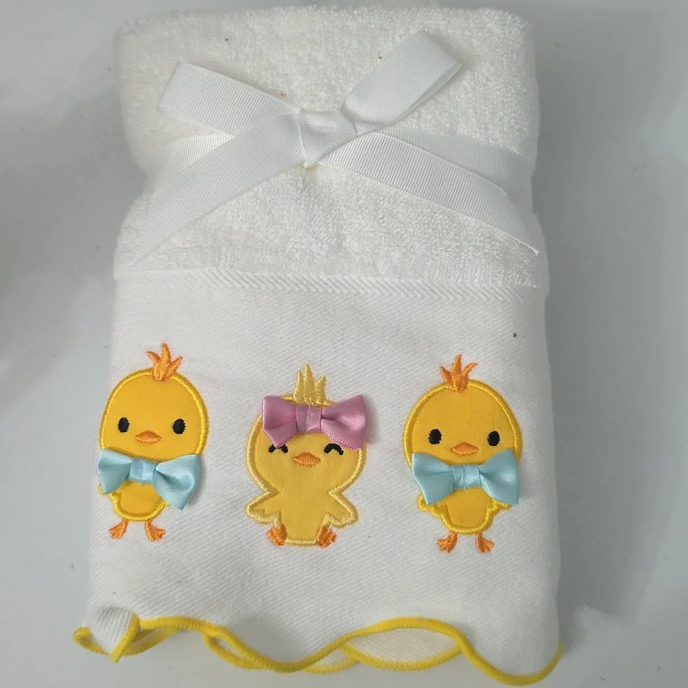 Kassafina White Hand Towels with Yellow Chick Embroidery - Set of 2, NWT